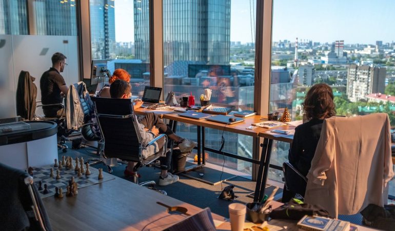 ant-rozetsky-HXOllTSwrpM-unsplash